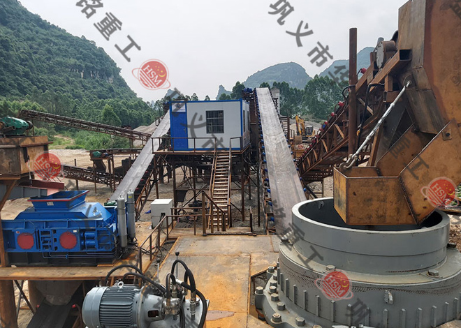 1510型液壓kaiyun登录网页入口裝車發往湖南